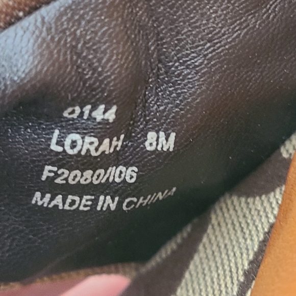 Coach Lorah Signature Sandals size 8 - Picture 9 of 11